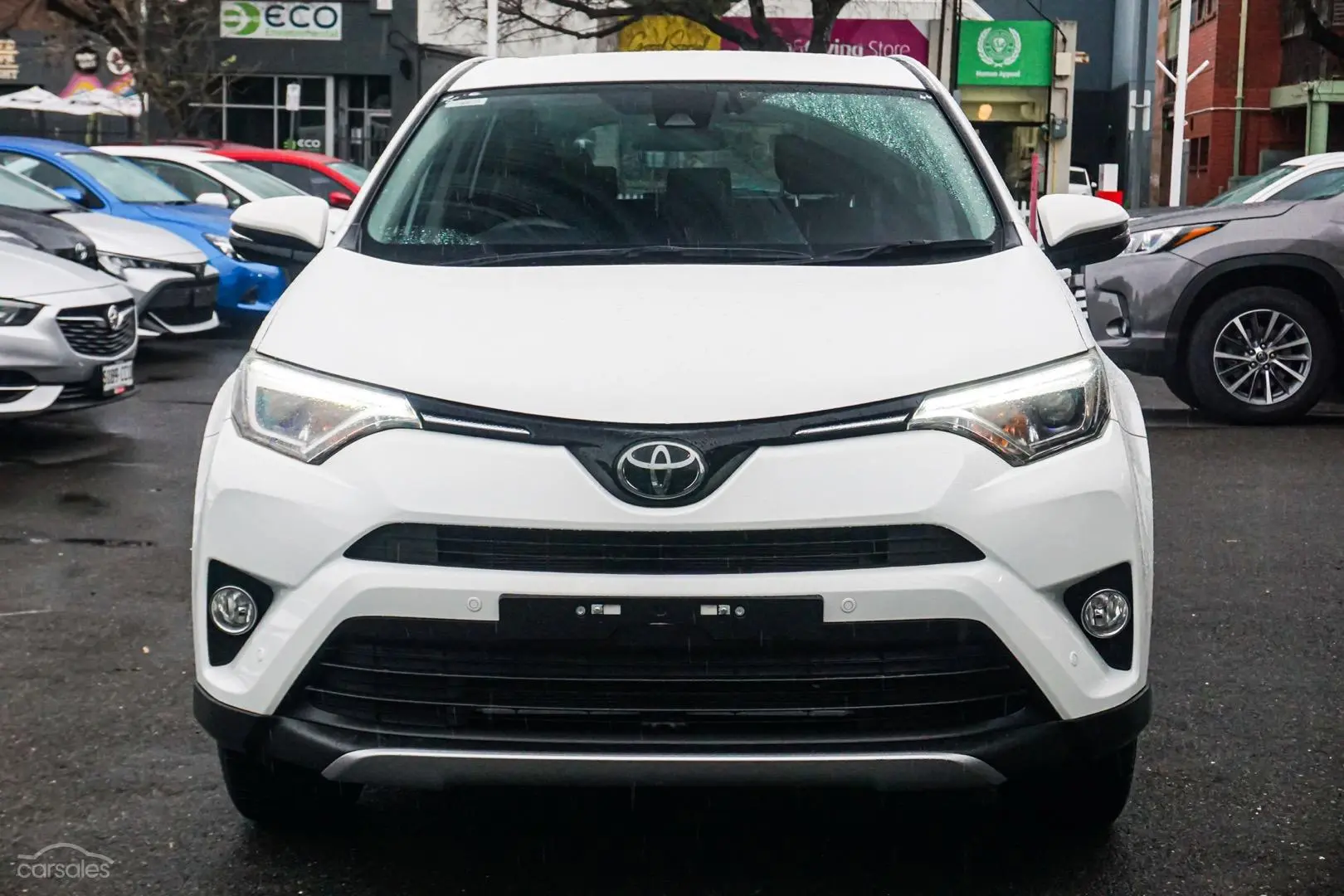 2017 Toyota RAV4 Image 4