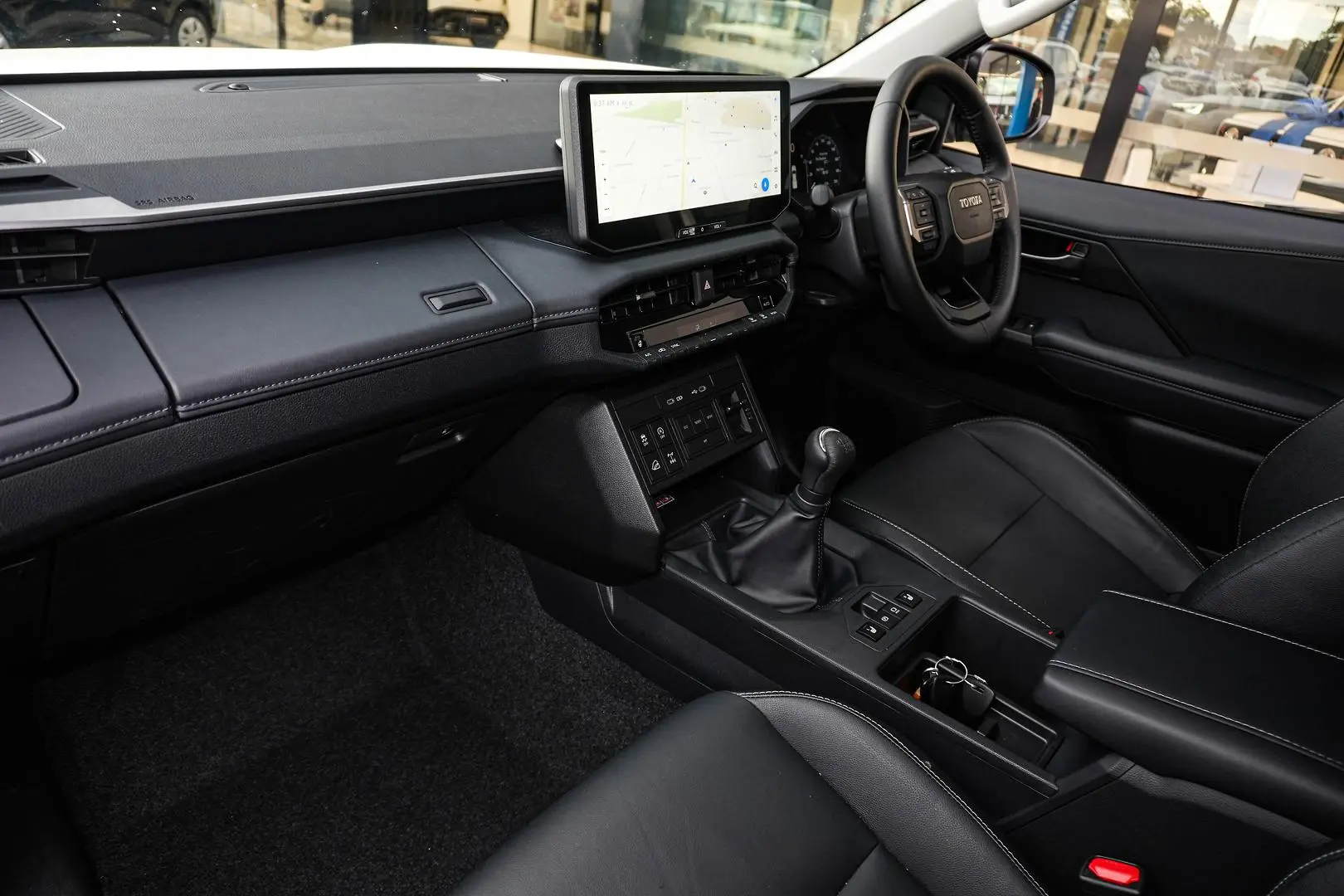 2025 Toyota Hilux Gallery Image 10