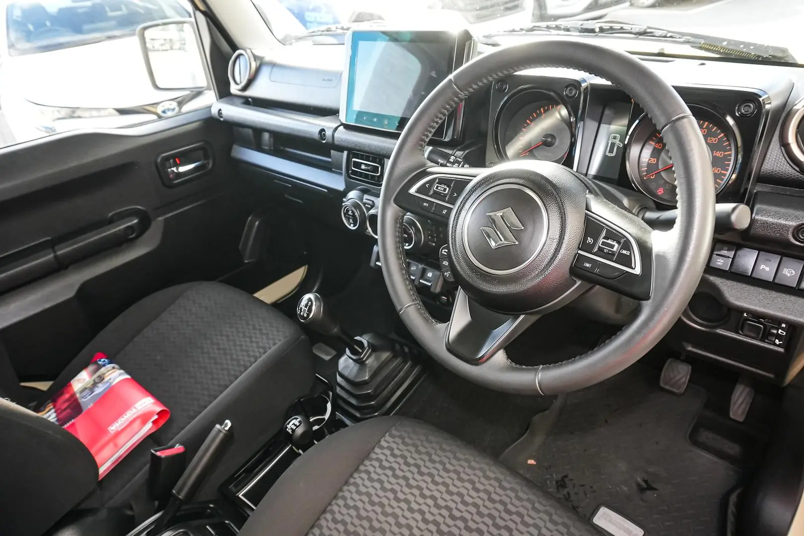 2024 Suzuki Jimny Gallery Image 14