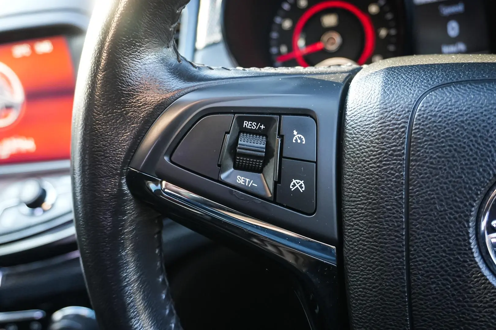 2017 Holden Ute Gallery Image 18