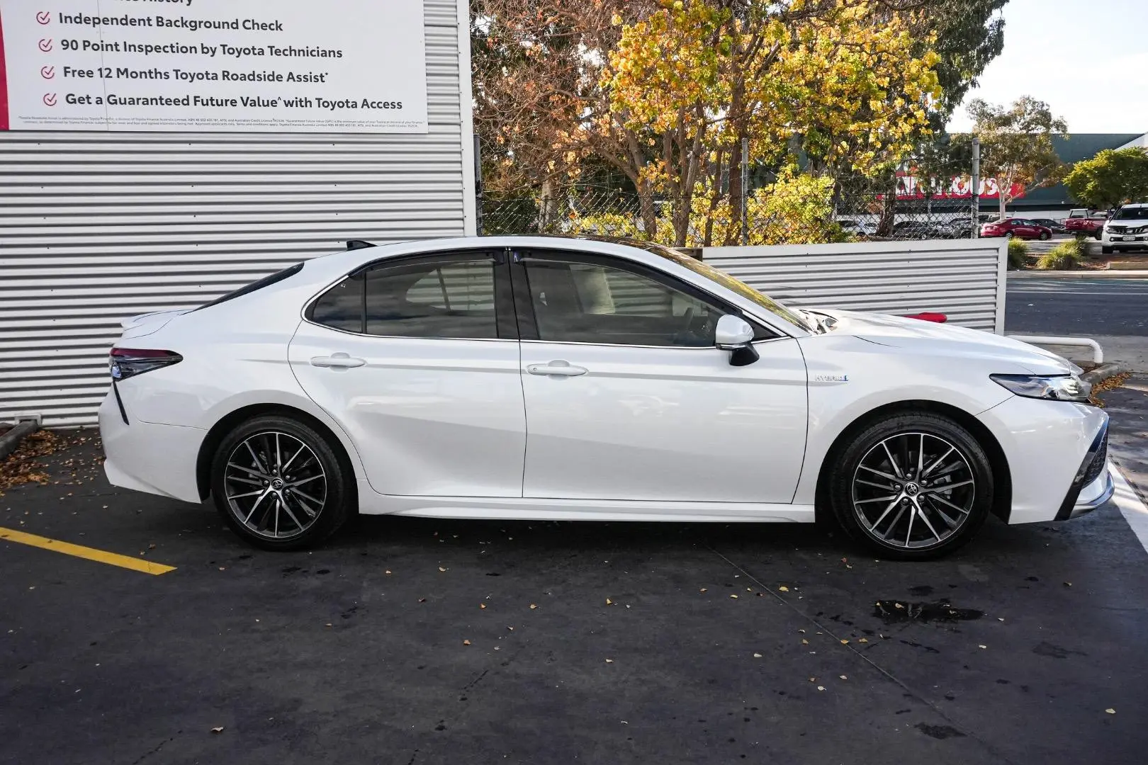 2021 Toyota Camry Gallery Image 4