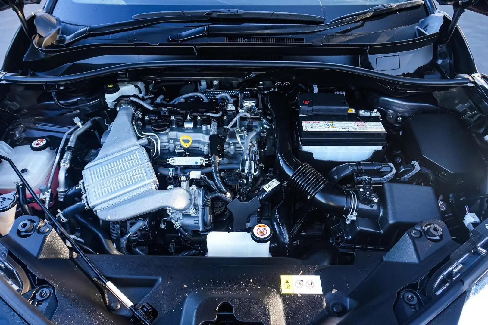 2023 Toyota C-HR Gallery Image 23