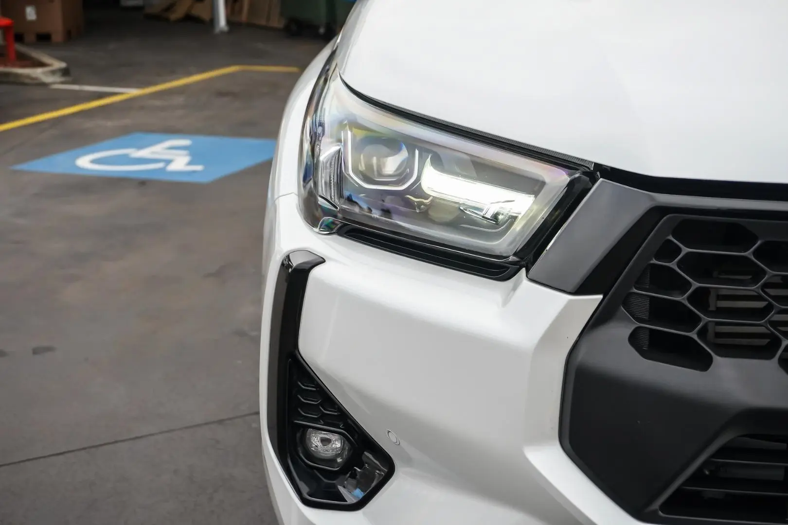 2024 Toyota Hilux Gallery Image 12
