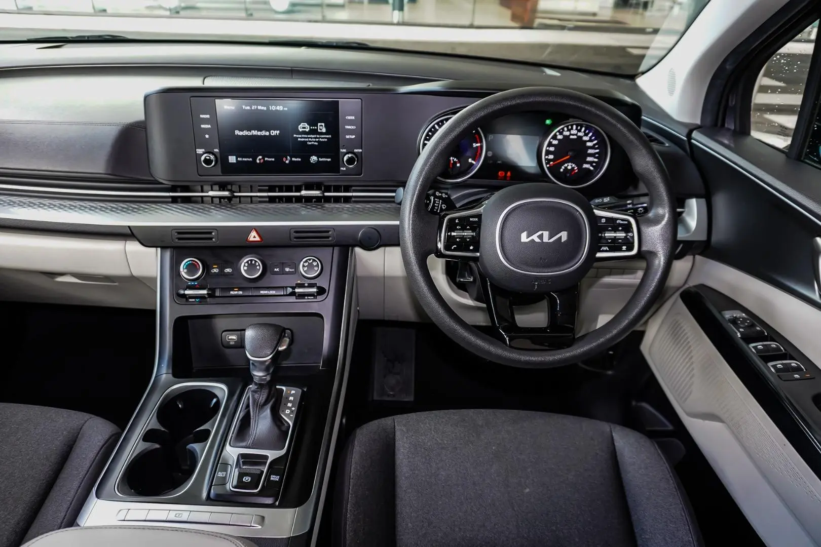 2022 Kia Carnival Gallery Image 8