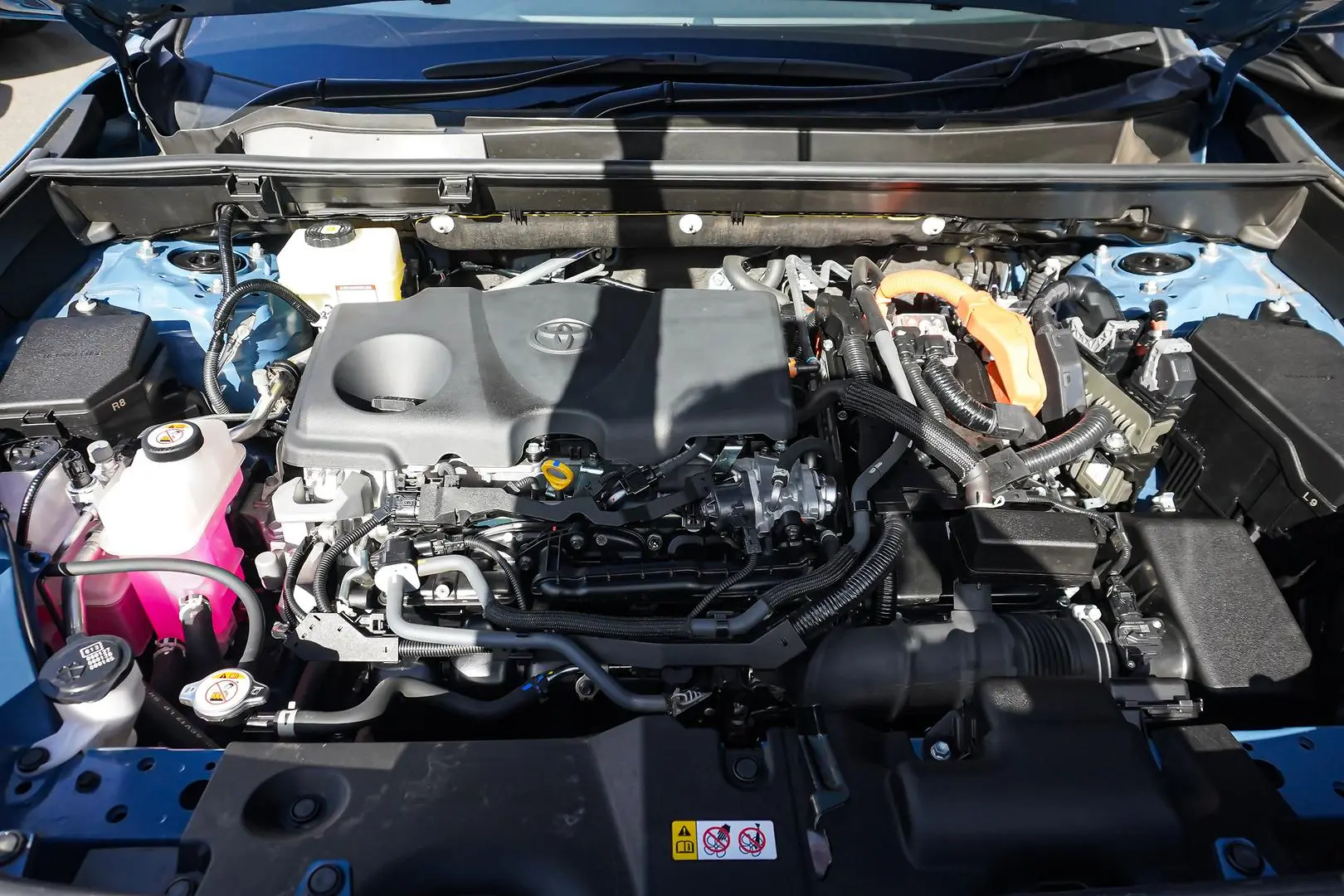 2024 Toyota RAV4 Gallery Image 24