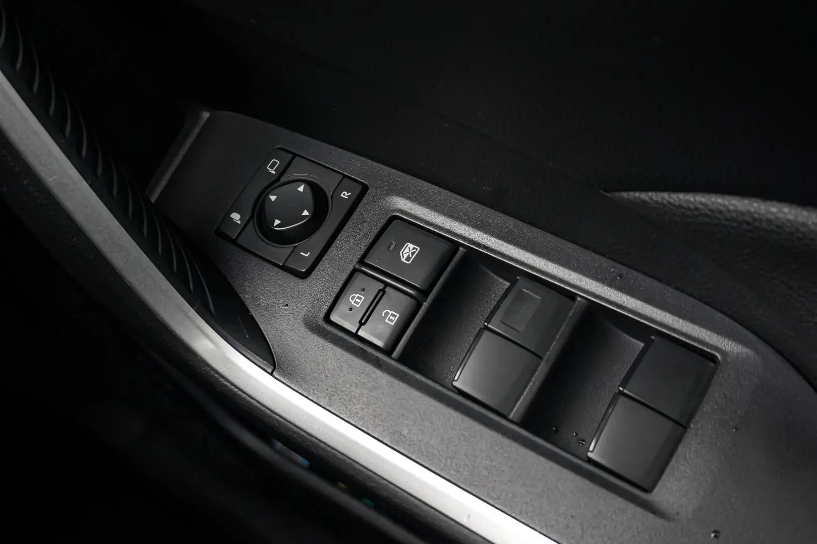 2024 Toyota RAV4 Gallery Image 22