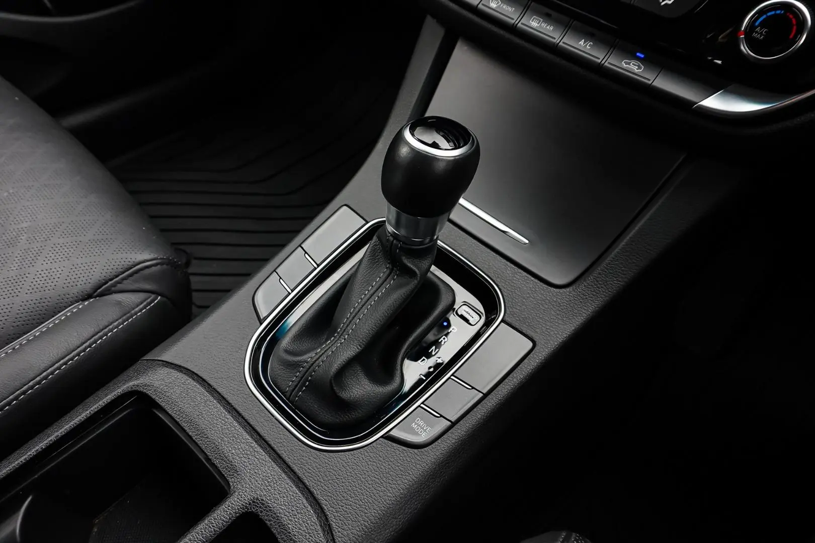 2022 Hyundai i30 Gallery Image 18