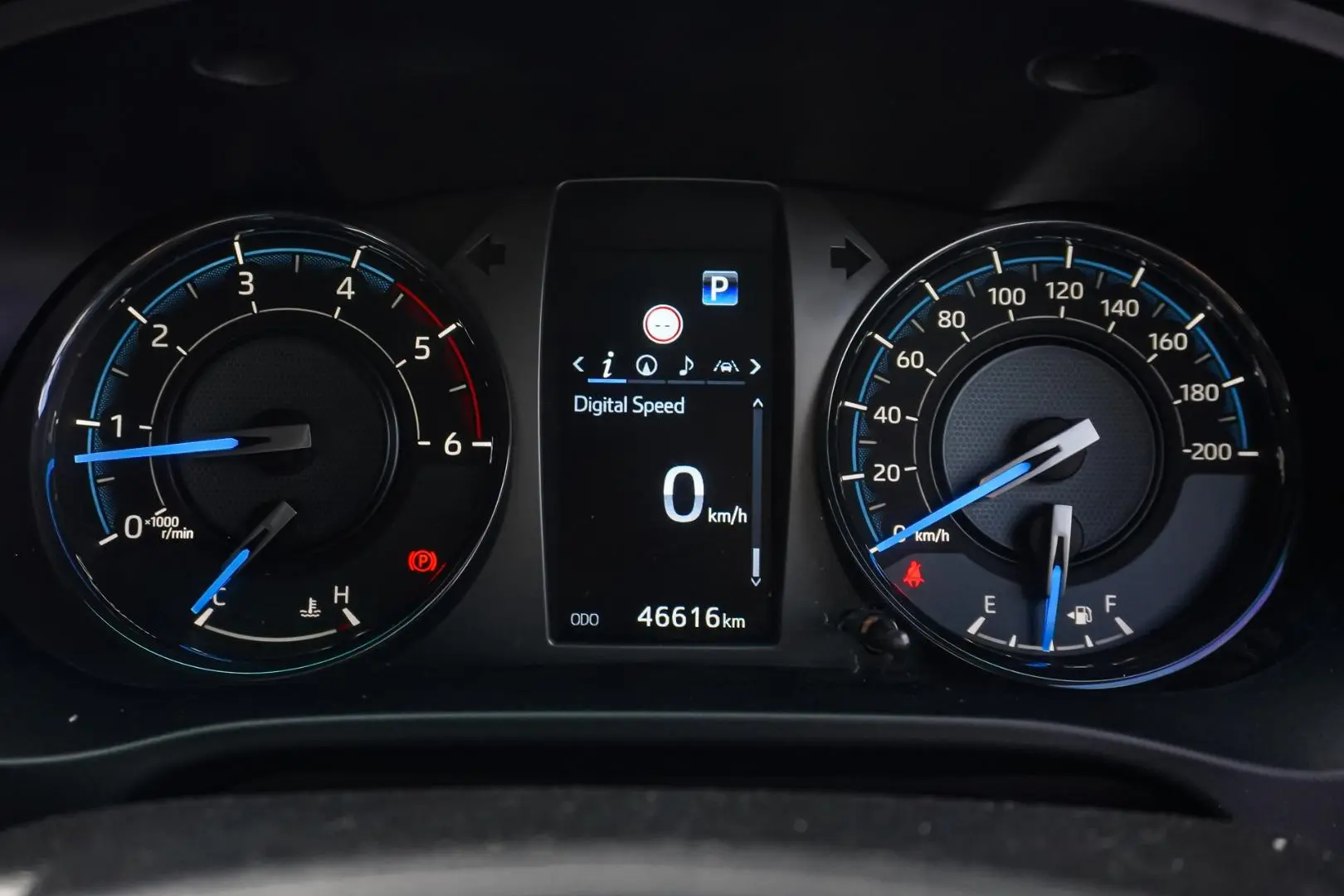 2023 Toyota Hilux Gallery Image 16