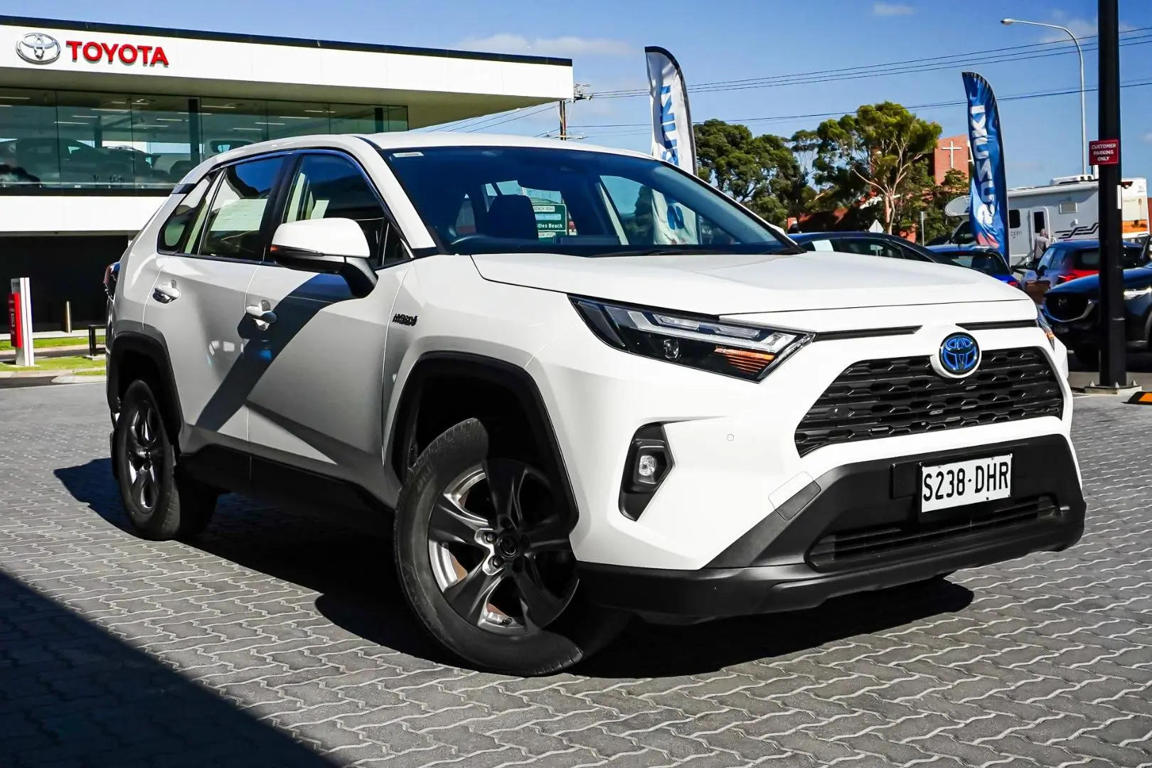2024 Toyota RAV4 Gallery Image 2