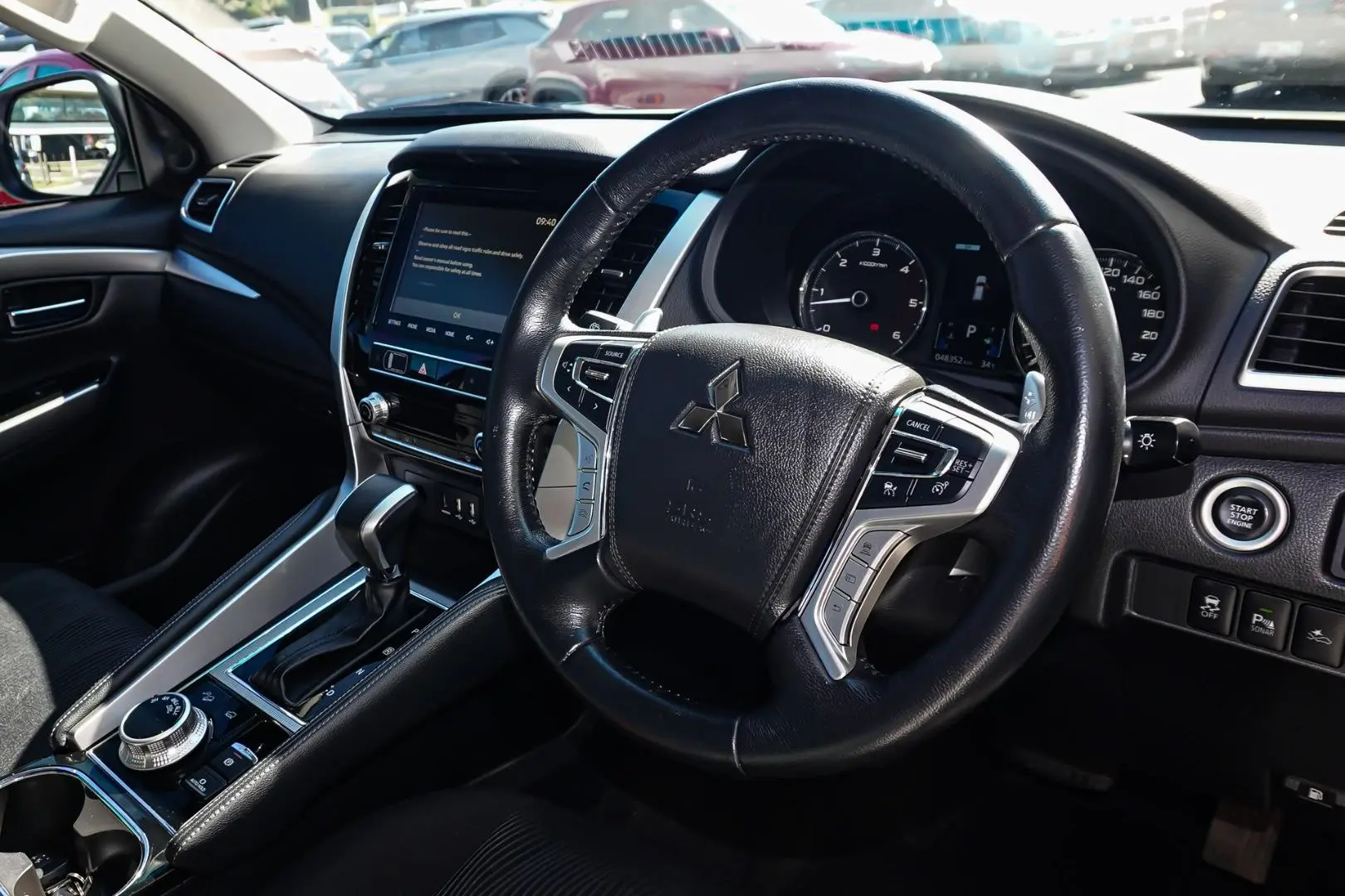 2021 Mitsubishi Pajero Sport Gallery Image 7