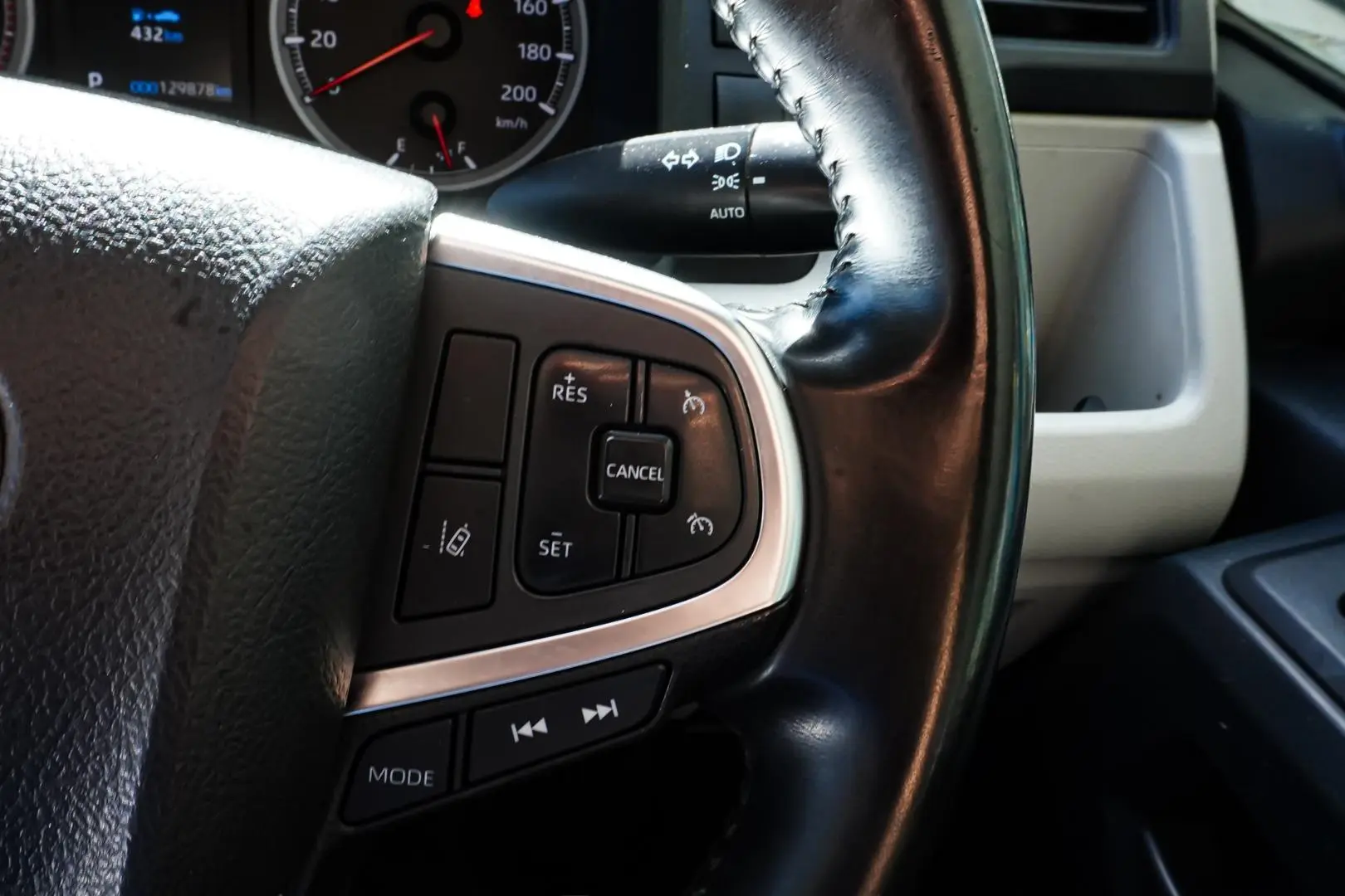 2020 Toyota Hiace Gallery Image 17