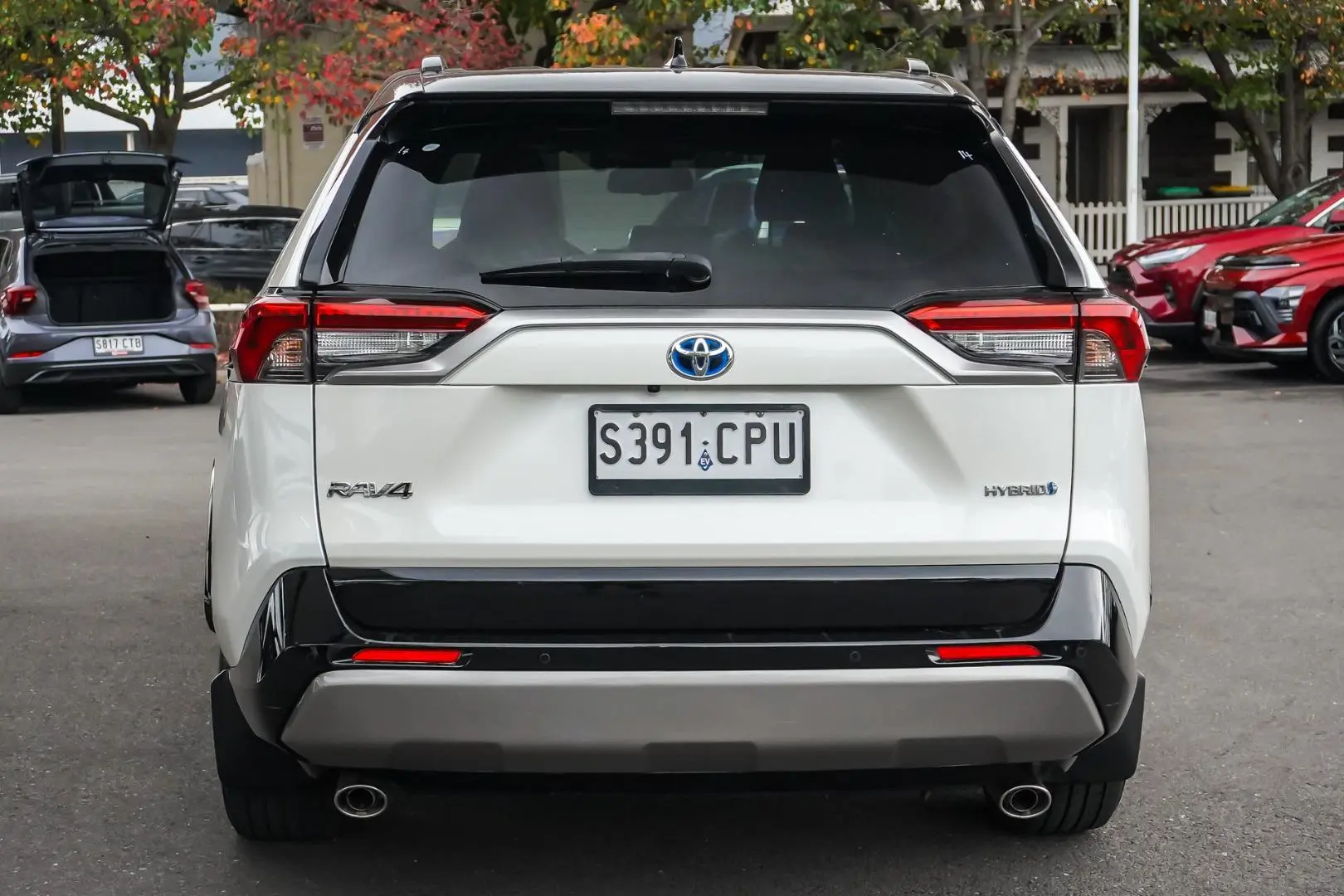 2022 Toyota RAV4 Gallery Image 6