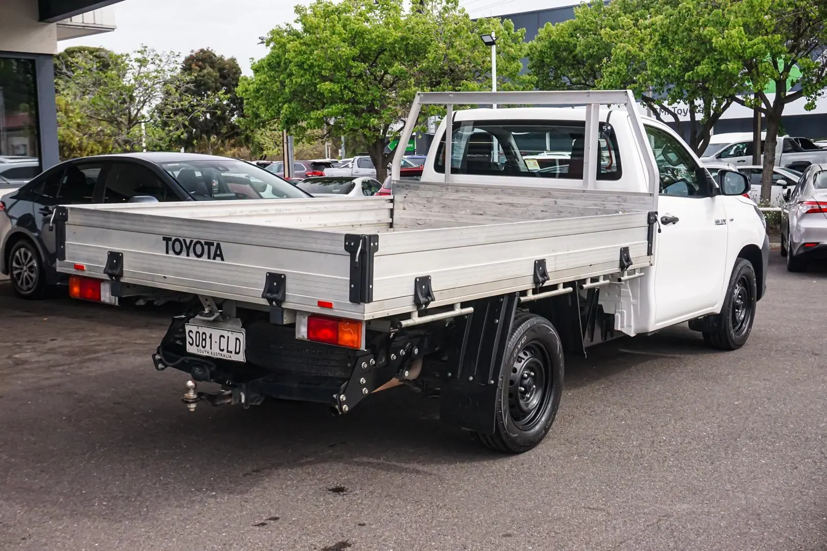 2021 Toyota Hilux Gallery Image 3