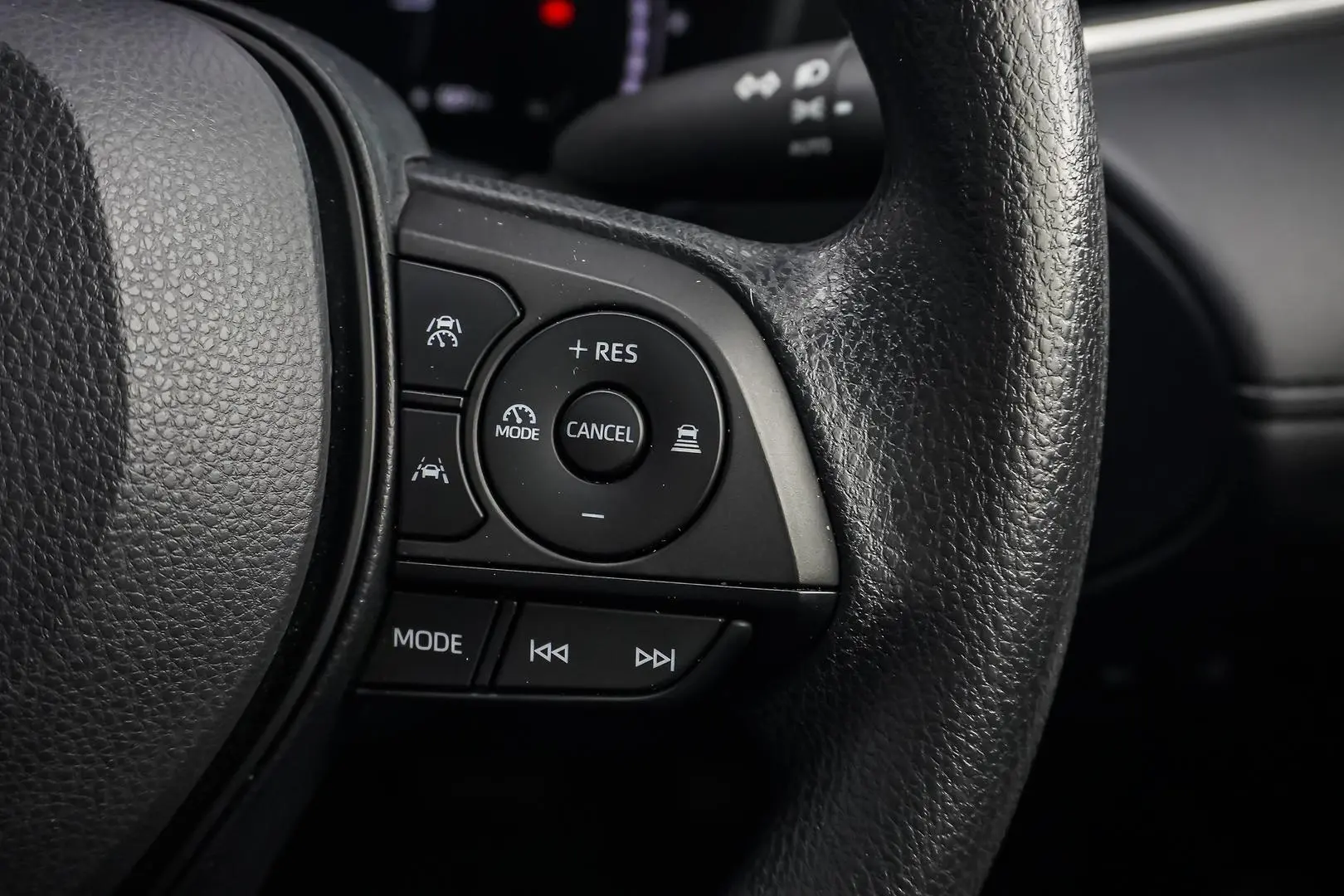 2025 Toyota Corolla Cross Gallery Image 21