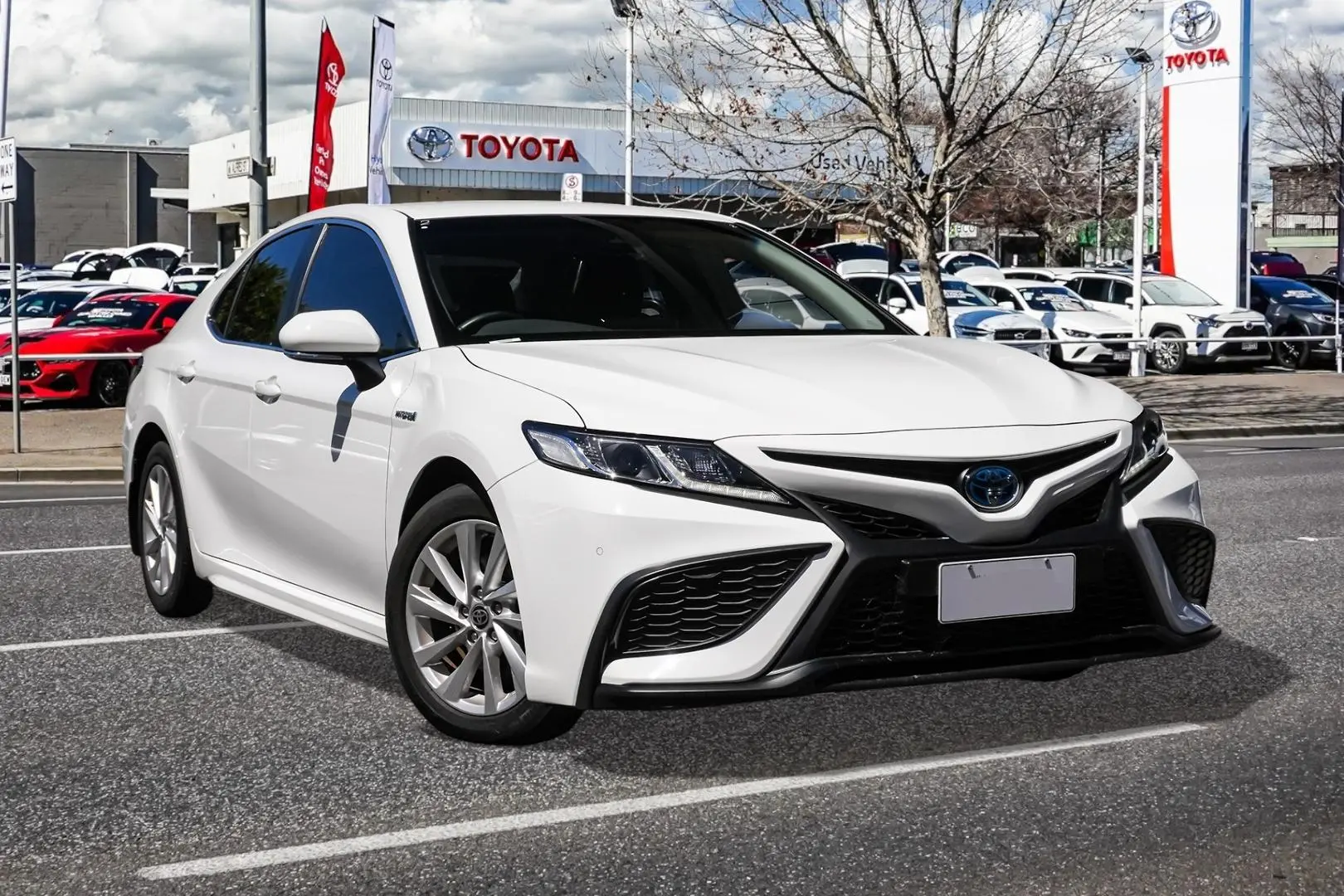 2021 Toyota Camry Gallery Image 1