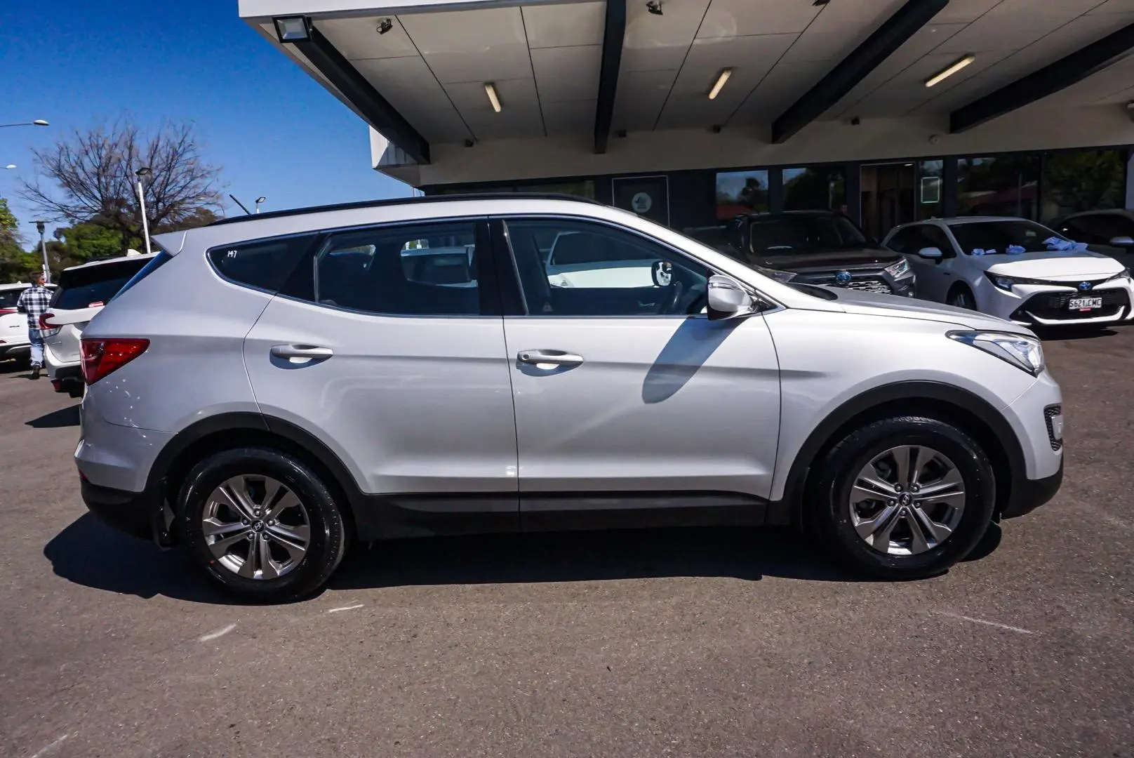 2013 Hyundai Santa Fe Image 3