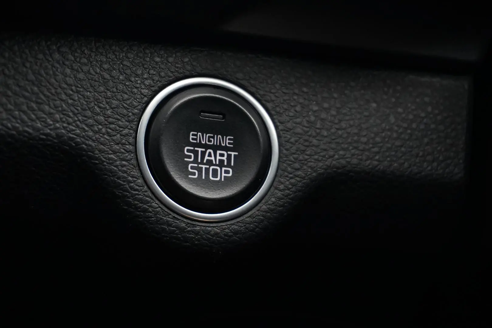 2021 Kia Stonic Gallery Image 24