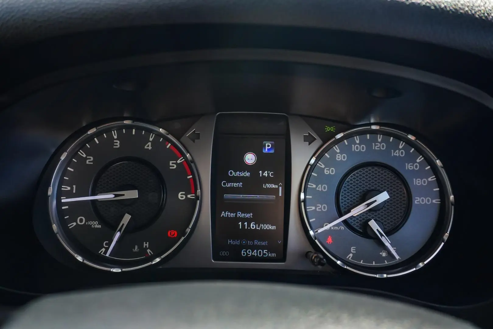 2022 Toyota Hilux Gallery Image 12