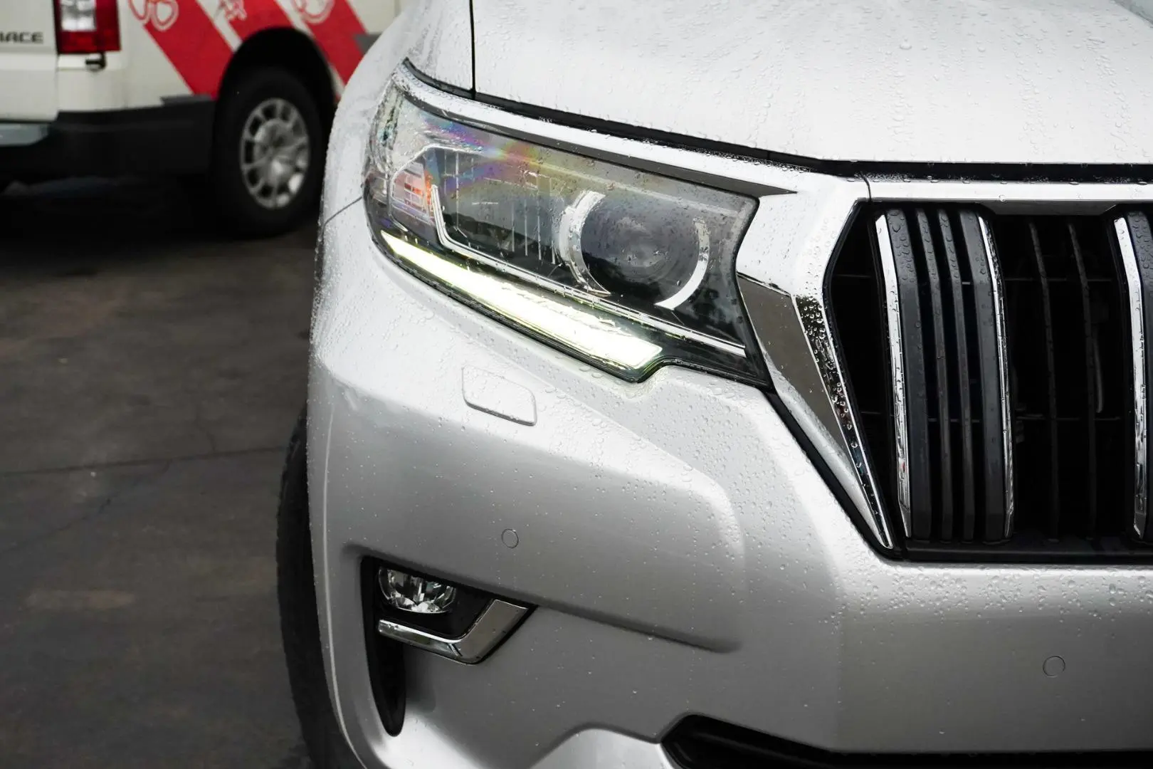 2020 Toyota Landcruiser Prado Gallery Image 12