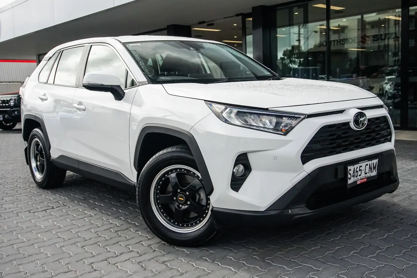 2019 Toyota Rav4 Gallery Image 1