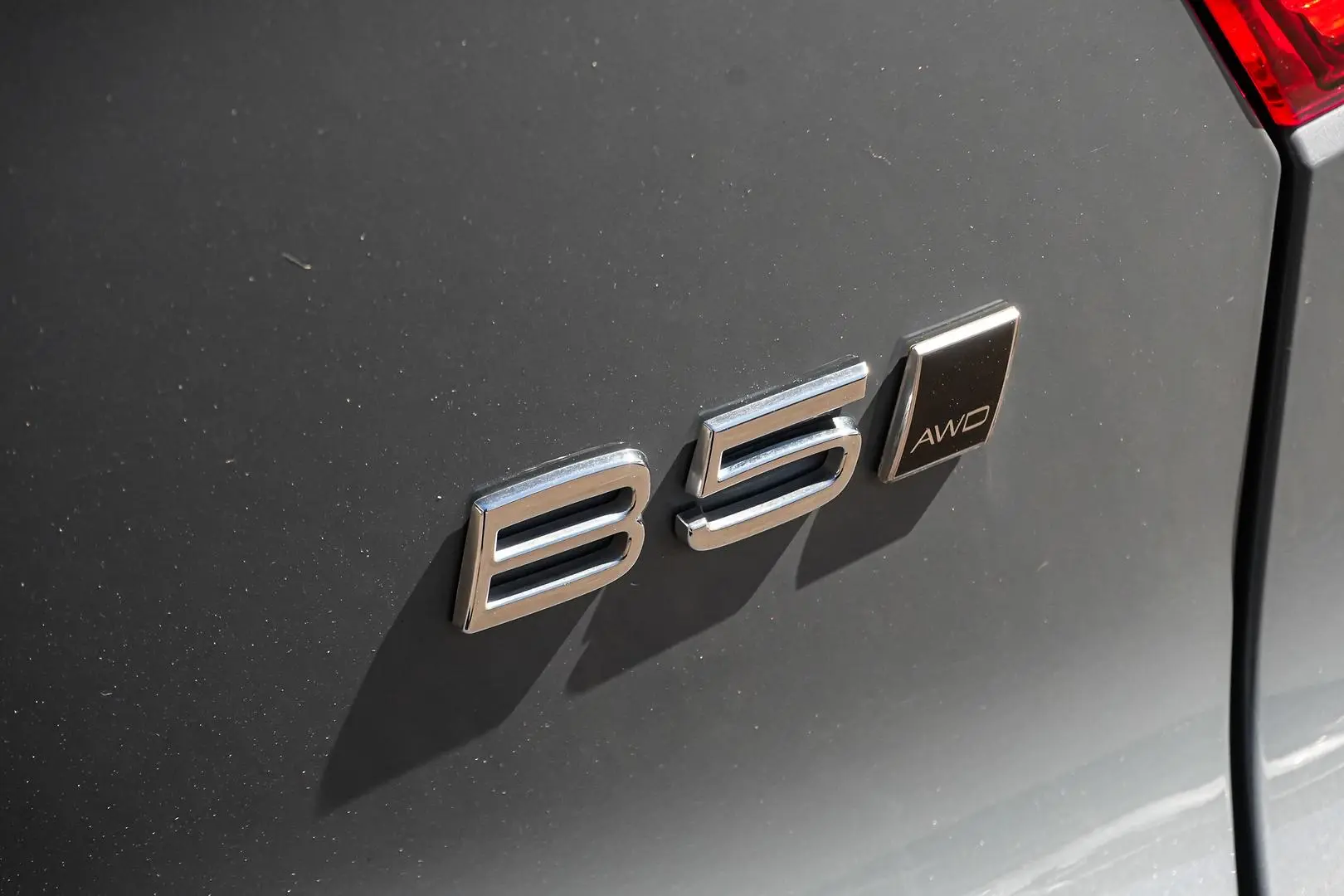 2023 Volvo XC40 Gallery Image 9