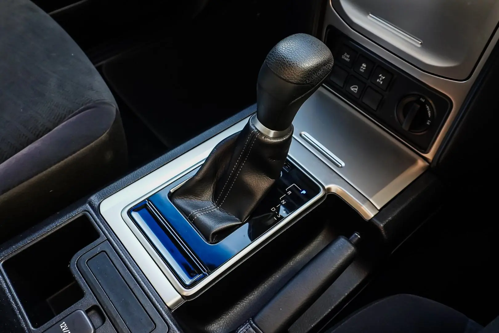 2020 Toyota Landcruiser Prado Gallery Image 18