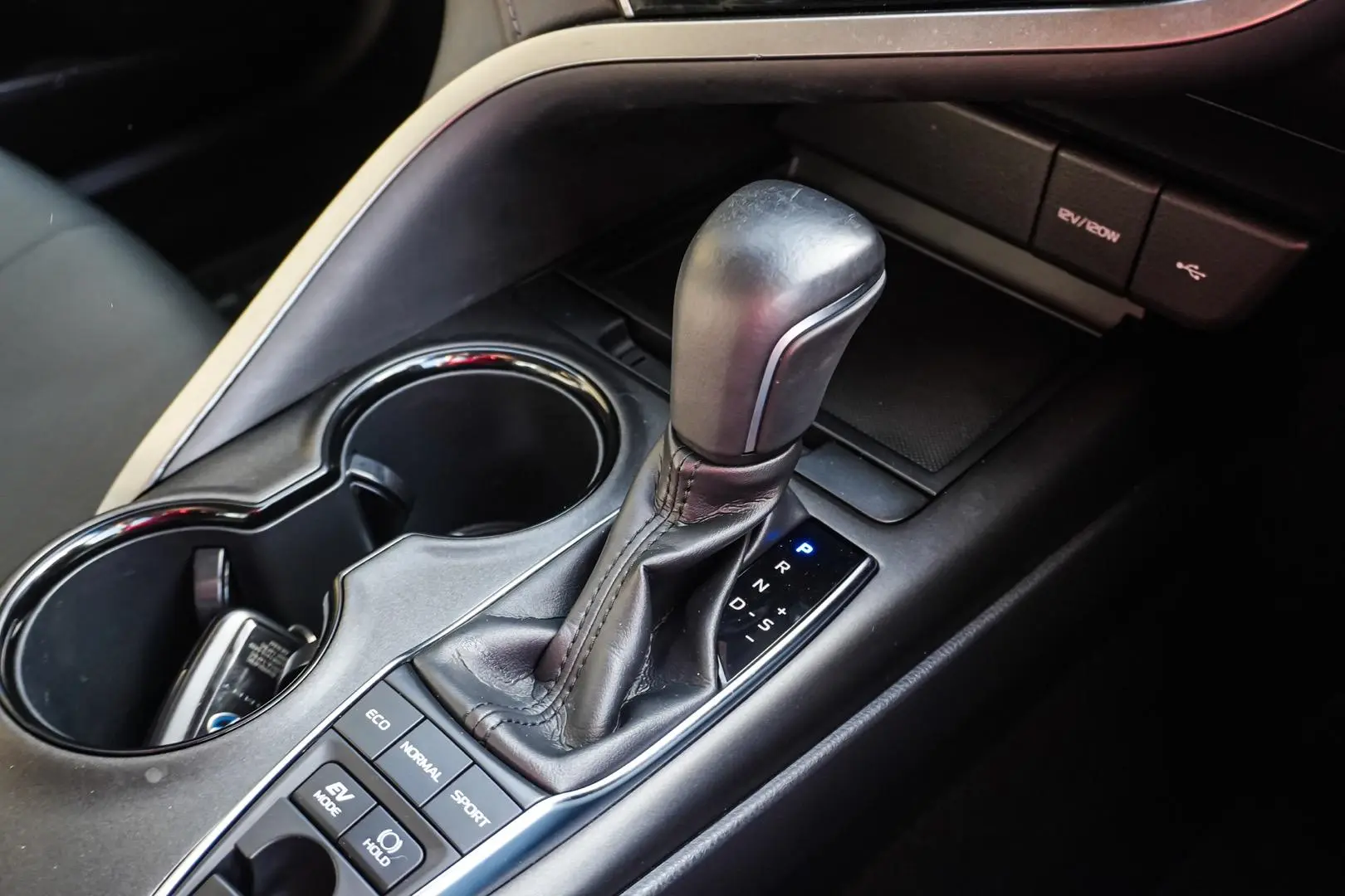 2022 Toyota Camry Gallery Image 19