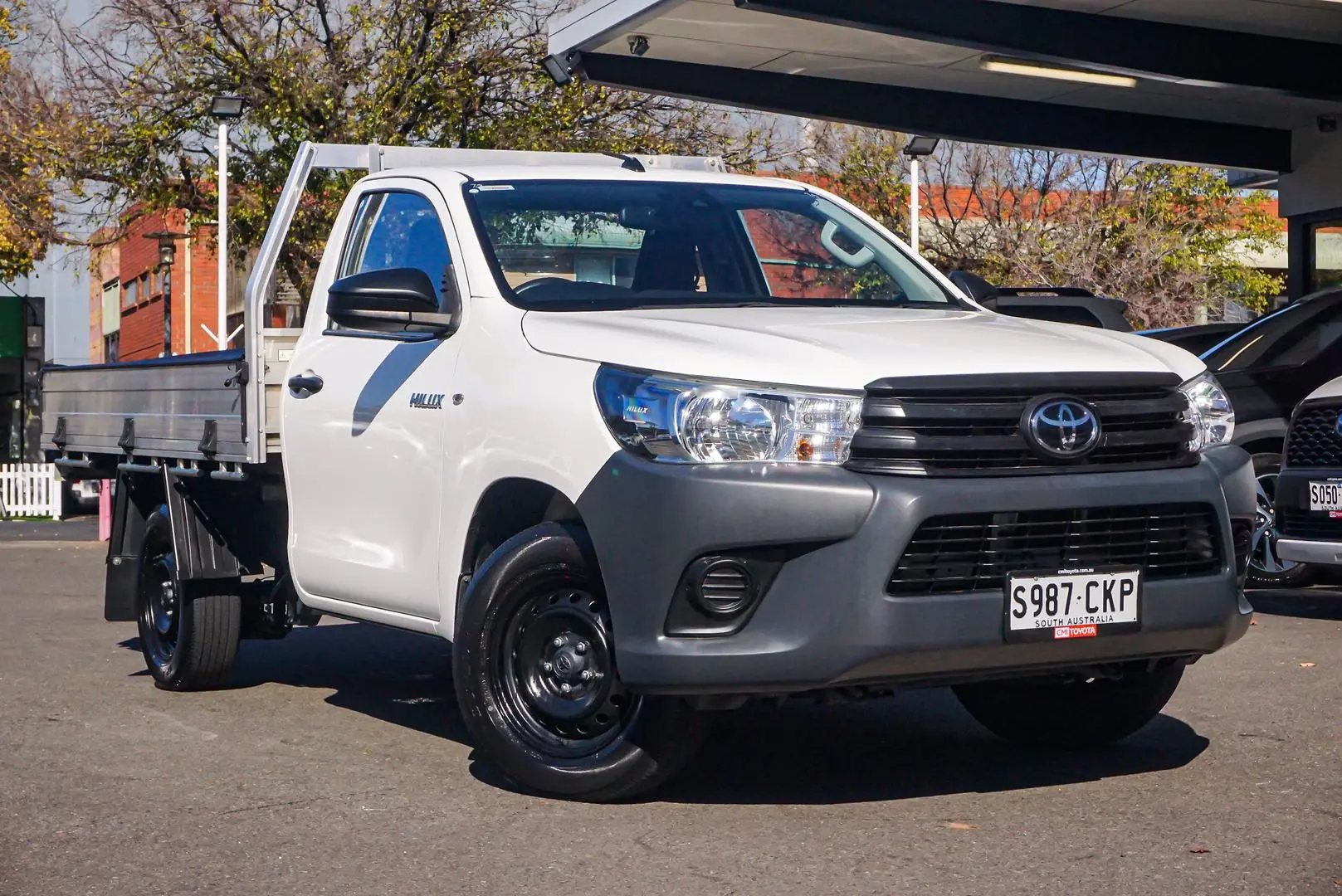 2021 Toyota Hilux Gallery Image 2