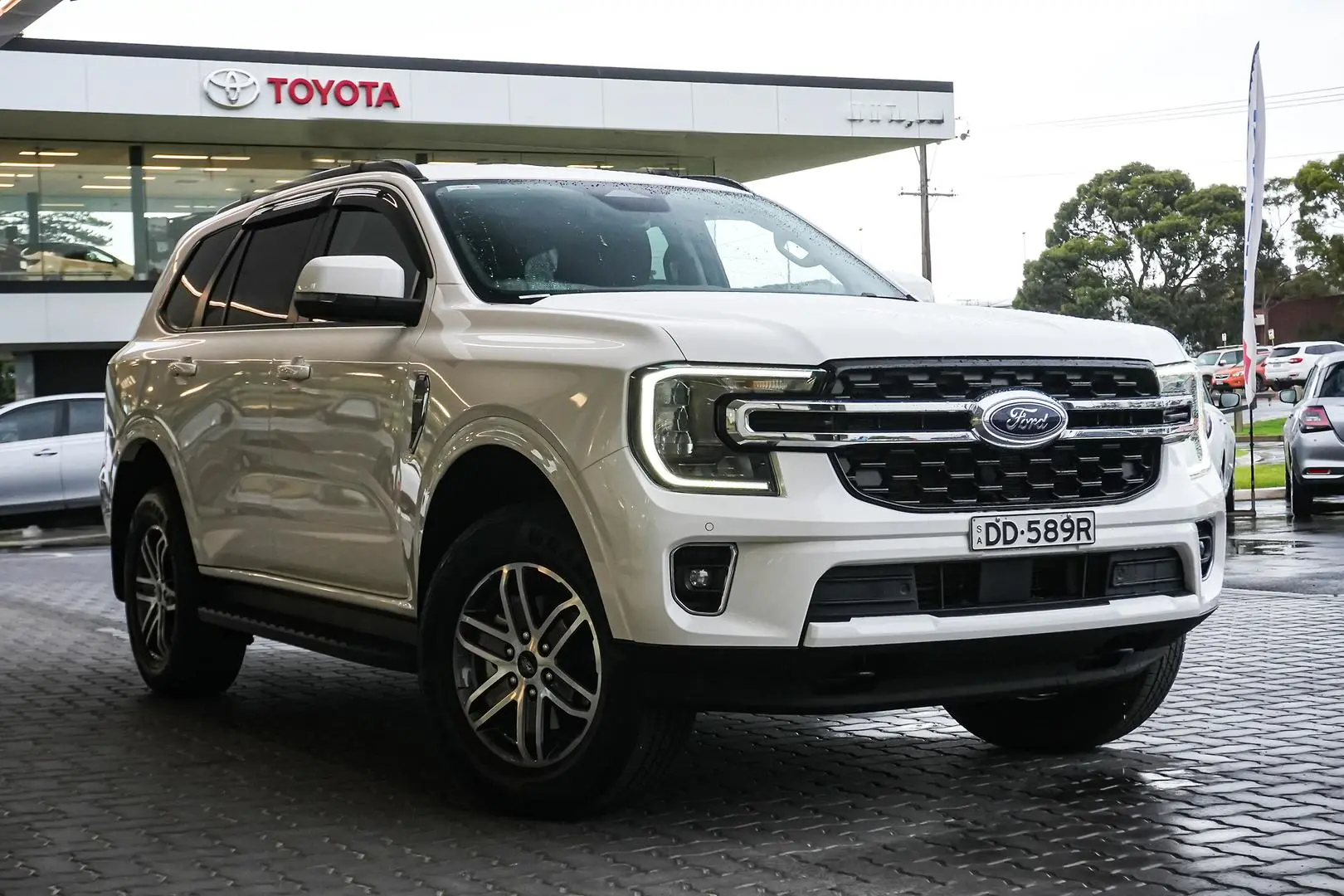 2024 Ford Everest Gallery Image 2