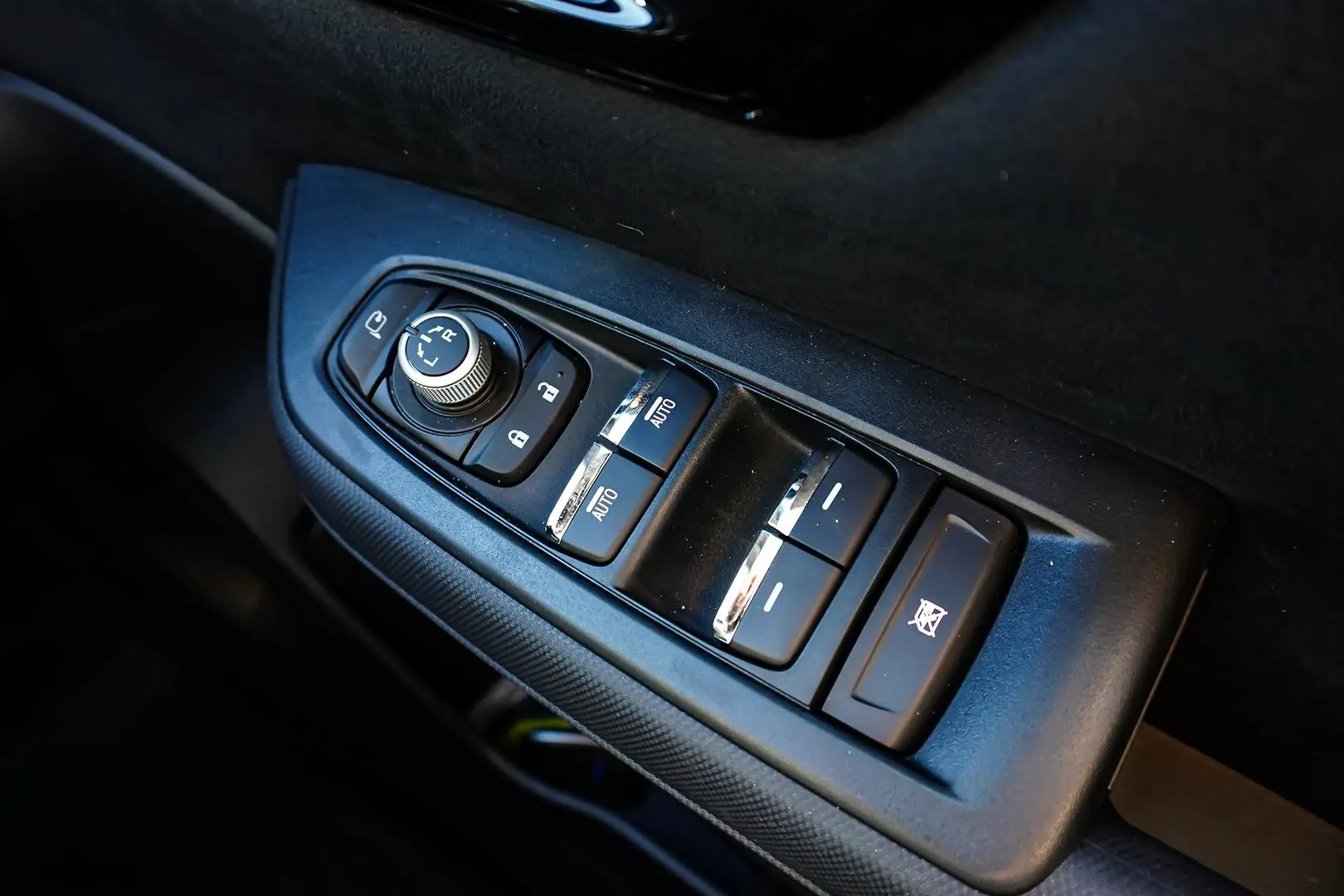 2025 Subaru Forester Gallery Image 21