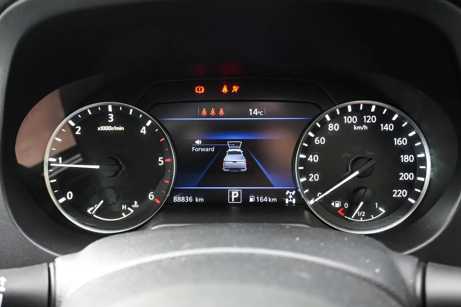 2022 Nissan Navara Gallery Image 16