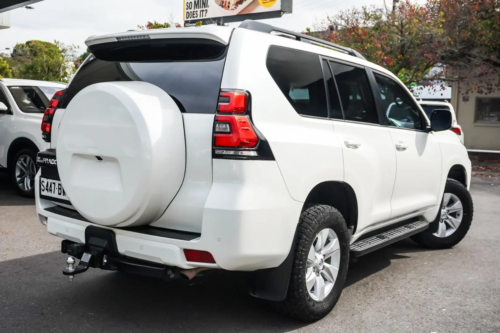 2018 Toyota Landcruiser Prado Gallery Image 3
