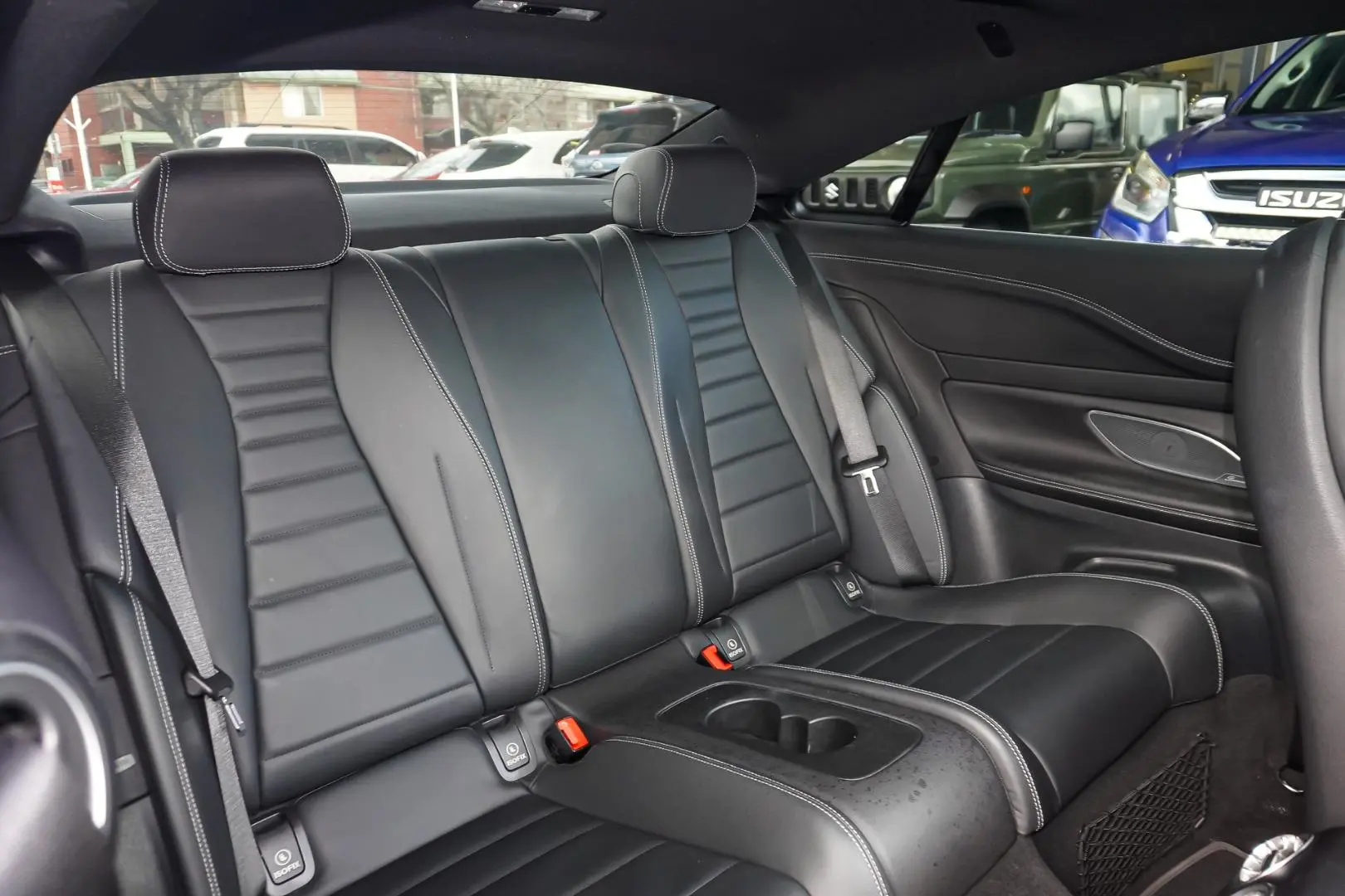 2019 Mercedes-Benz E-Class Gallery Image 9