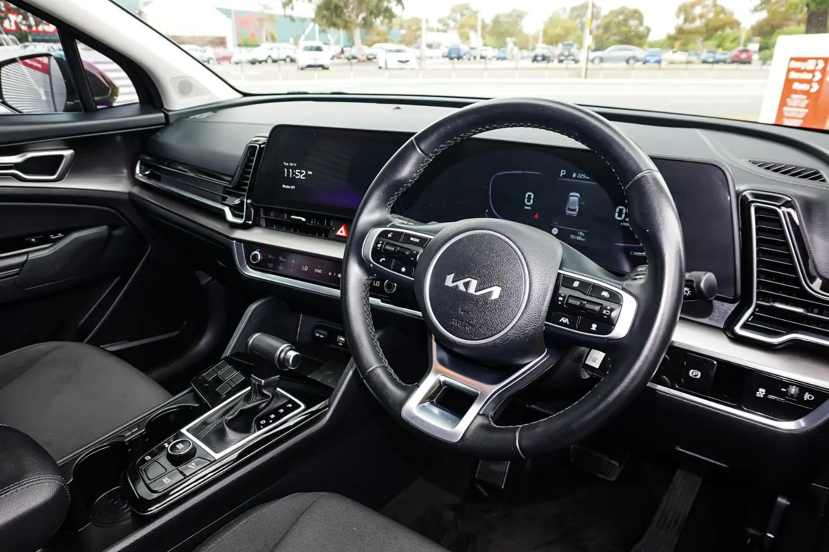 2023 Kia Sportage Gallery Image 6