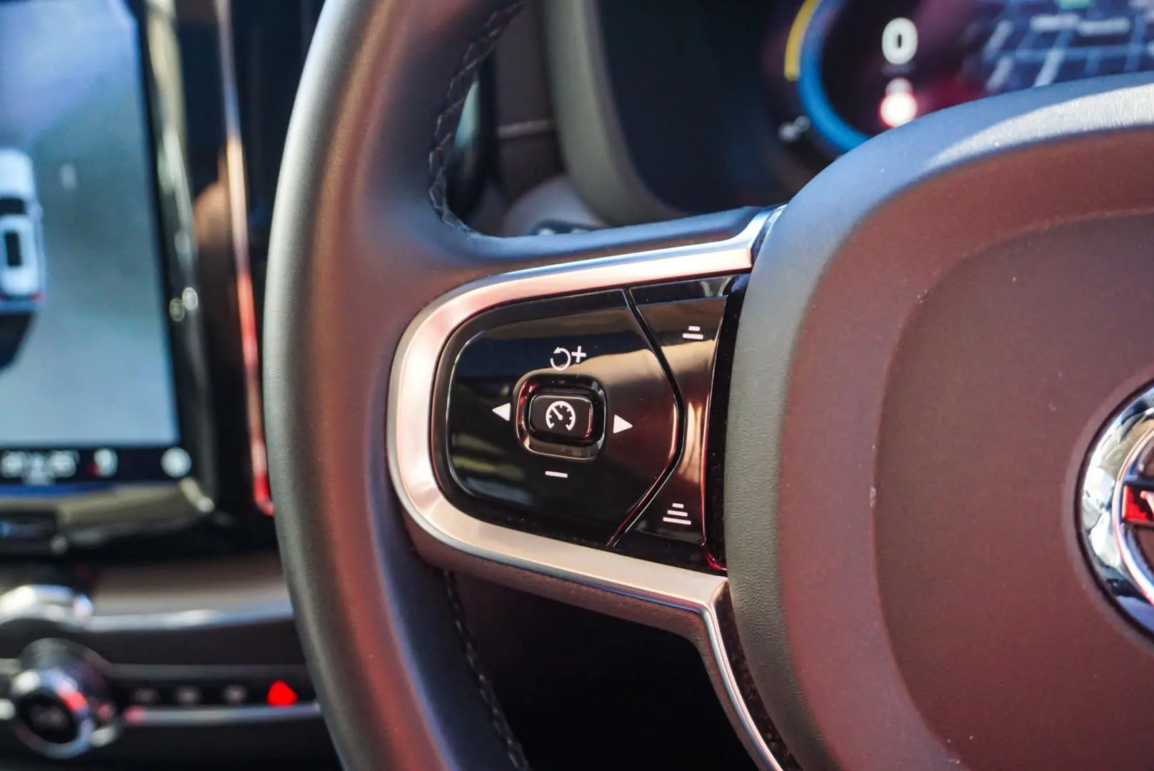 2023 Volvo XC60 Gallery Image 21