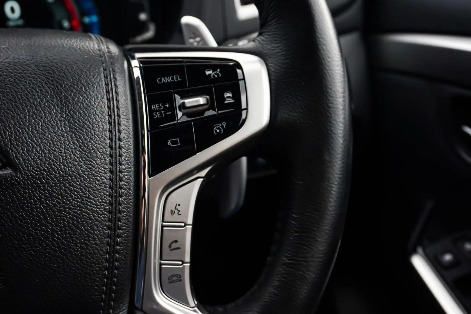 2022 Mitsubishi Pajero Sport Gallery Image 22