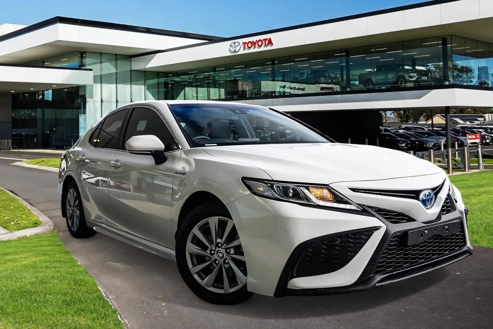2021 Toyota Camry Gallery Image 1