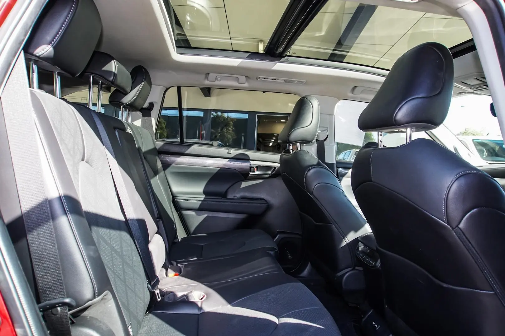2022 Toyota Kluger Gallery Image 9