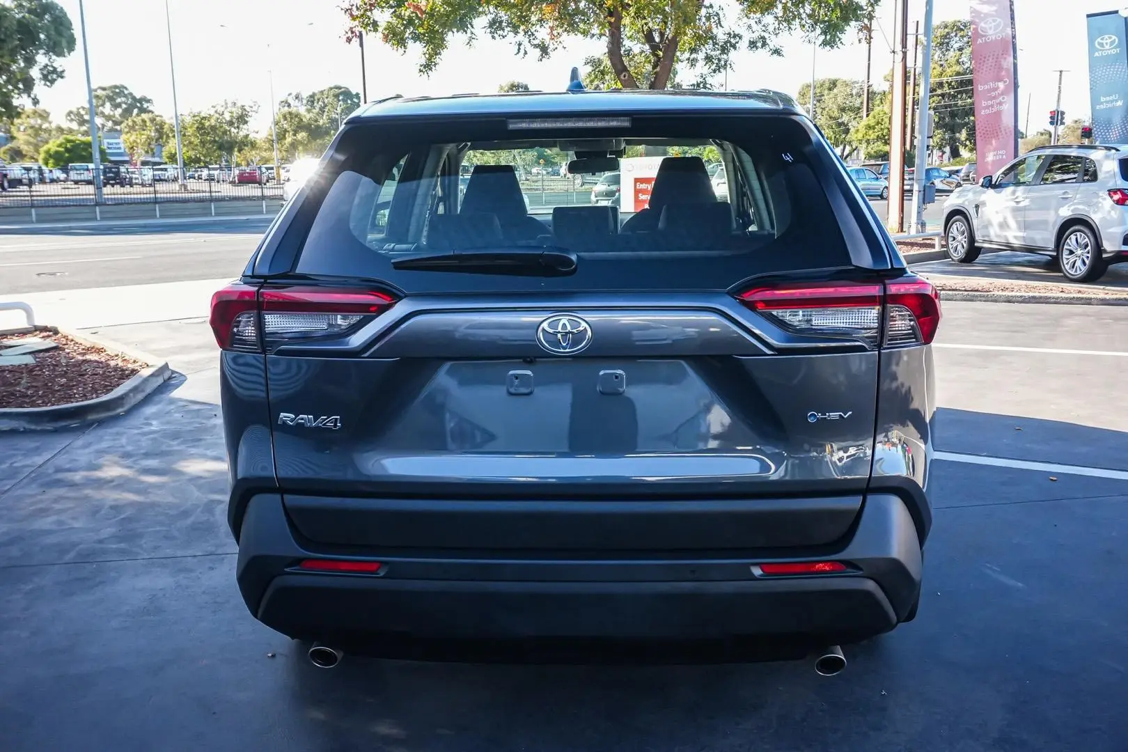 2024 Toyota RAV4 Gallery Image 6