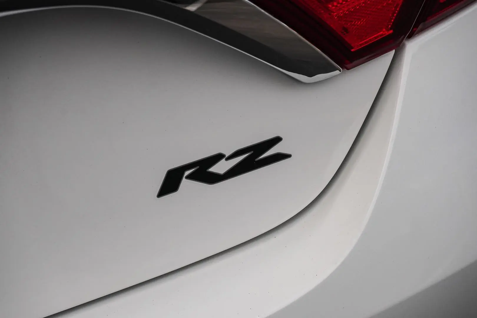 2017 Toyota Camry Gallery Image 10