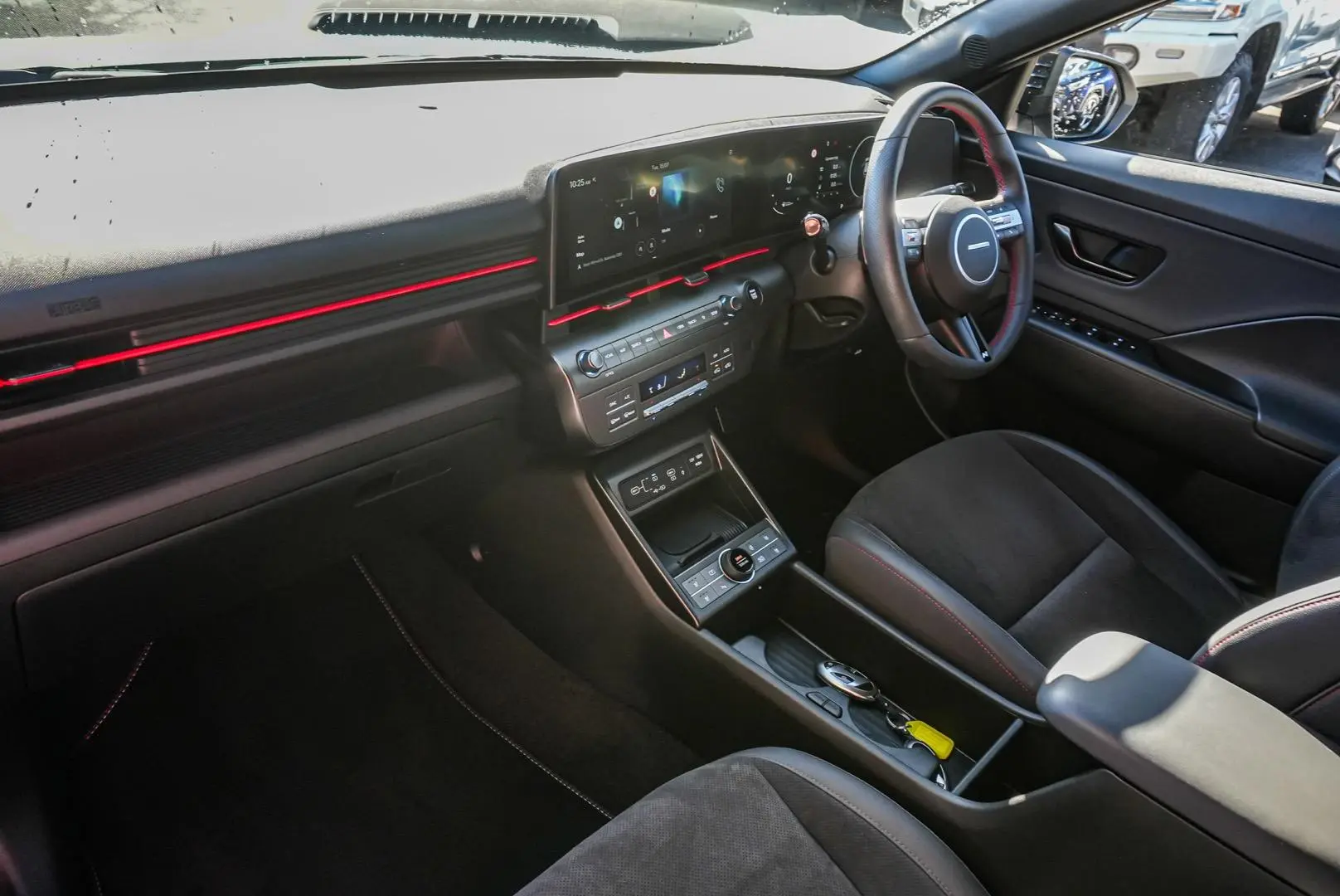 2023 Hyundai Kona Gallery Image 10