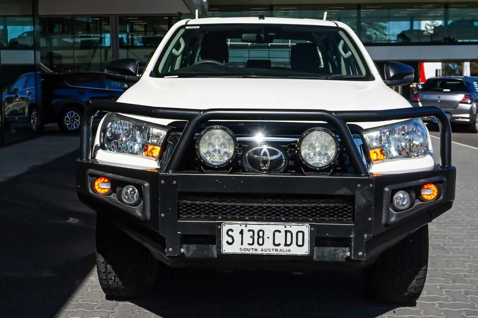 2019 Toyota Hilux Gallery Image 4