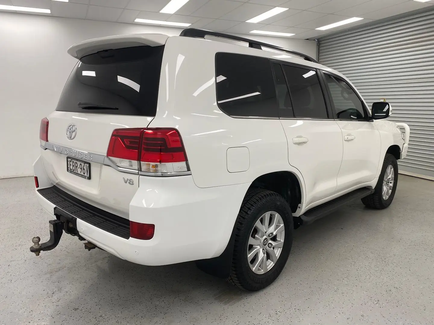 2019 Toyota Landcruiser Gallery Image 3