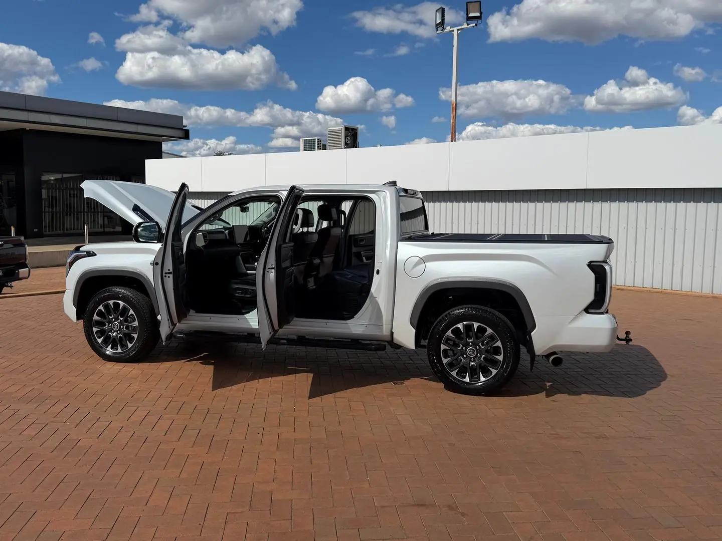 2024 Toyota Tundra Gallery Image 12