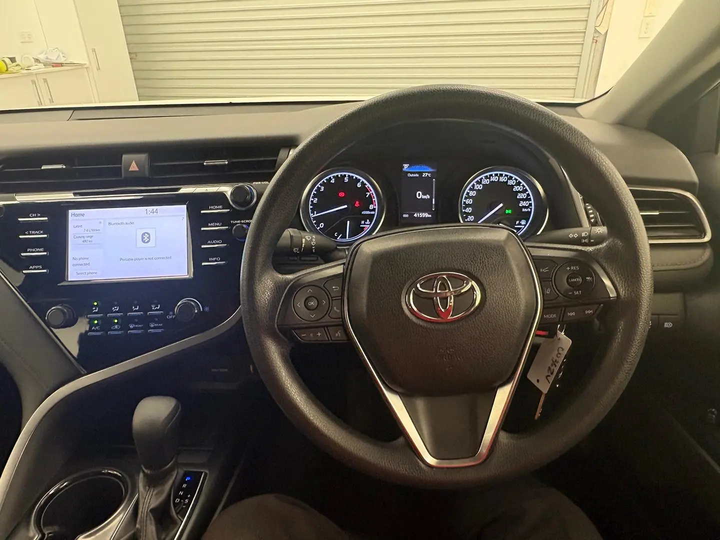 2019 Toyota Camry Gallery Image 33