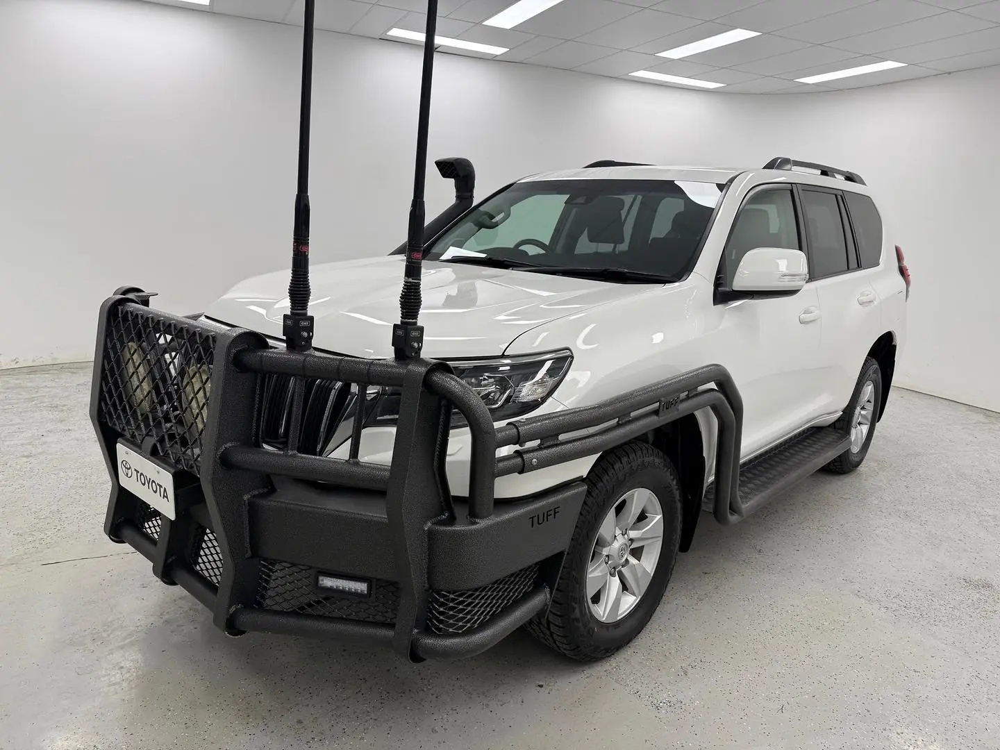 2020 Toyota Landcruiser Prado Gallery Image 7
