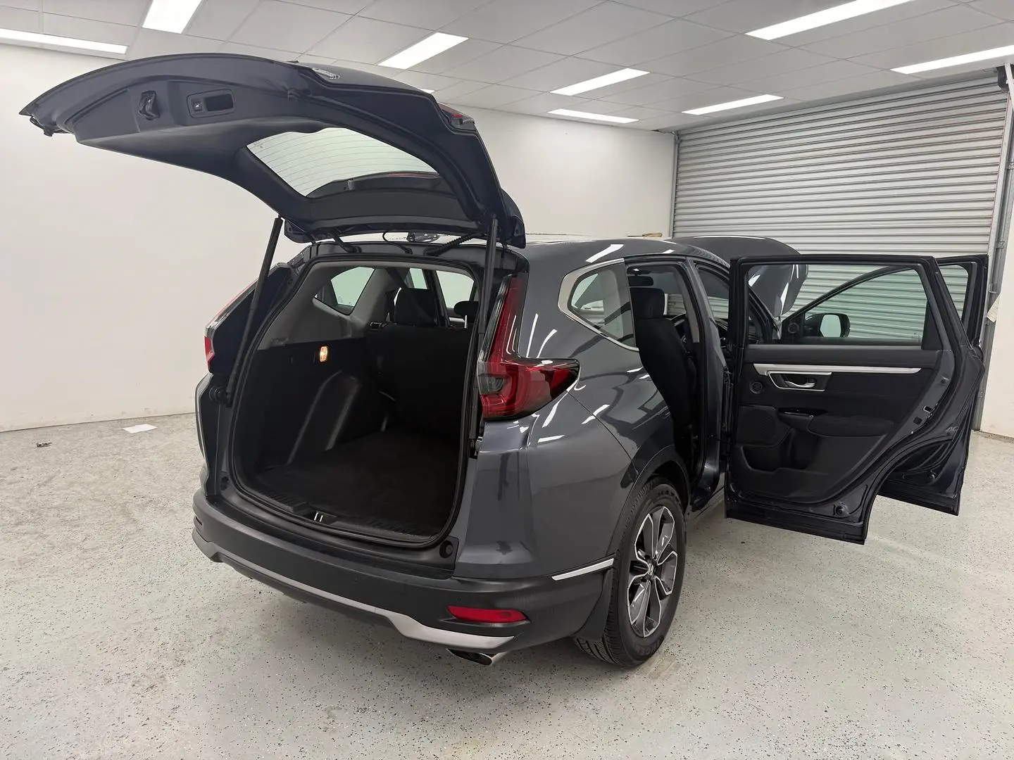 2023 Honda CR-V Gallery Image 17