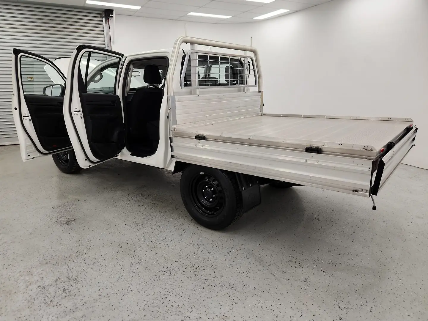 2021 Toyota Hilux Gallery Image 12