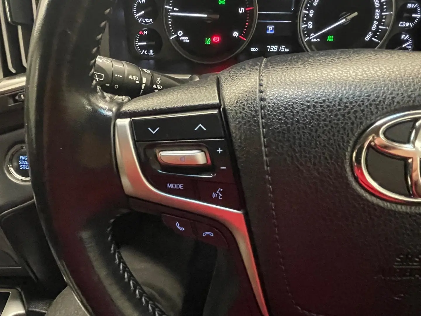 2020 Toyota Landcruiser Gallery Image 29