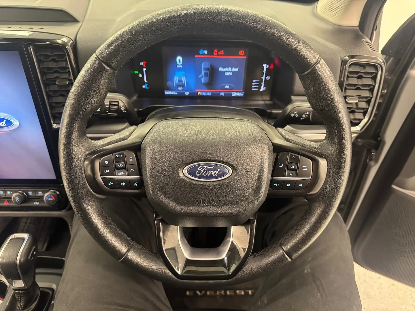 2023 Ford Everest Gallery Image 20